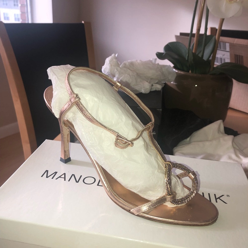 Manila Blahnik copper color stunning heels.